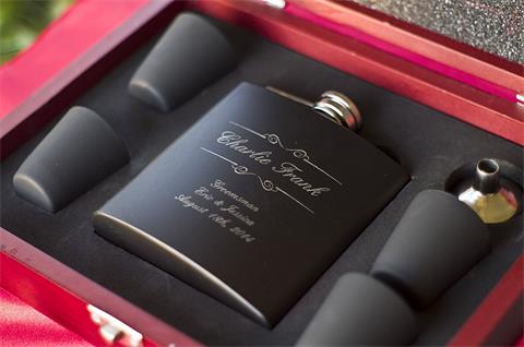 Personalized Flask Set